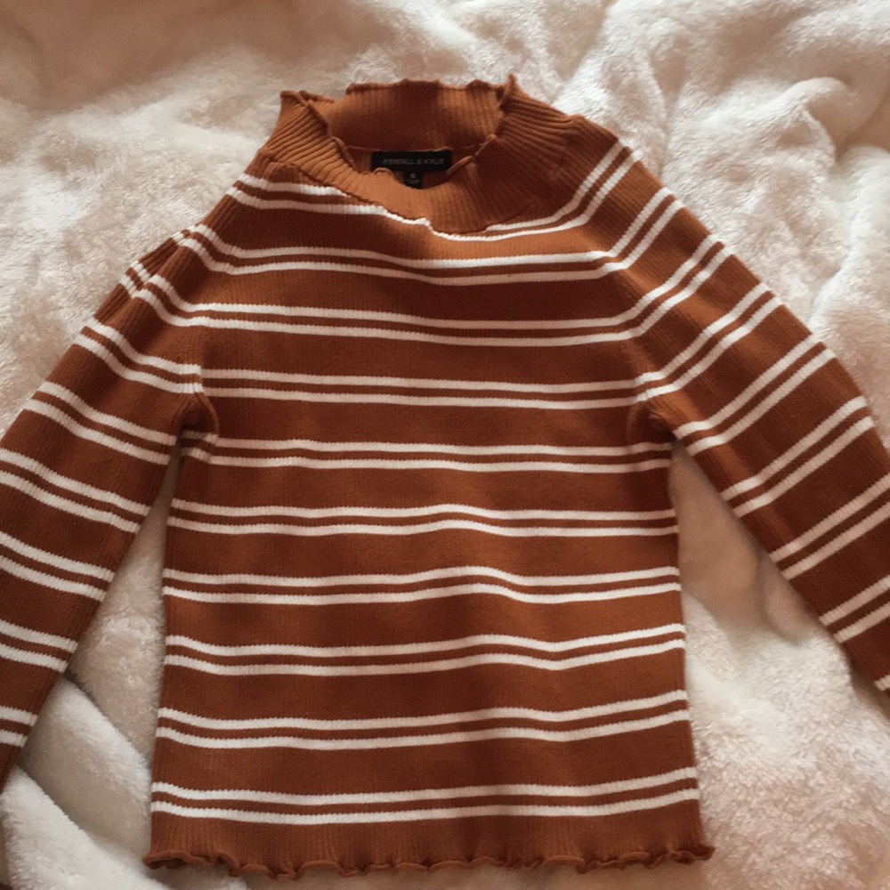 Kendall & Kylie ruffle long sleeve